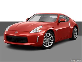 2013 Nissan 370Z Front angle medium view